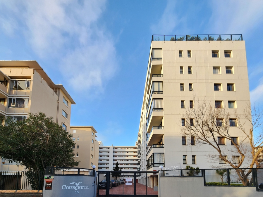 4 Bedroom Property for Sale in Sea Point Western Cape